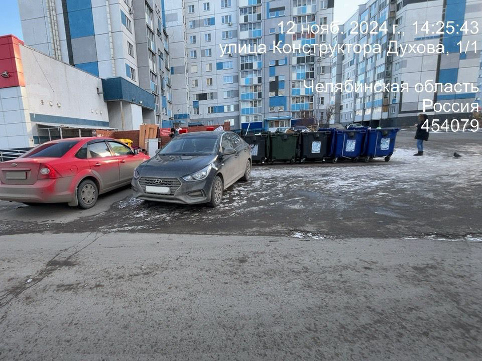 Не паркуйте автомобили возле контейнерных площадок