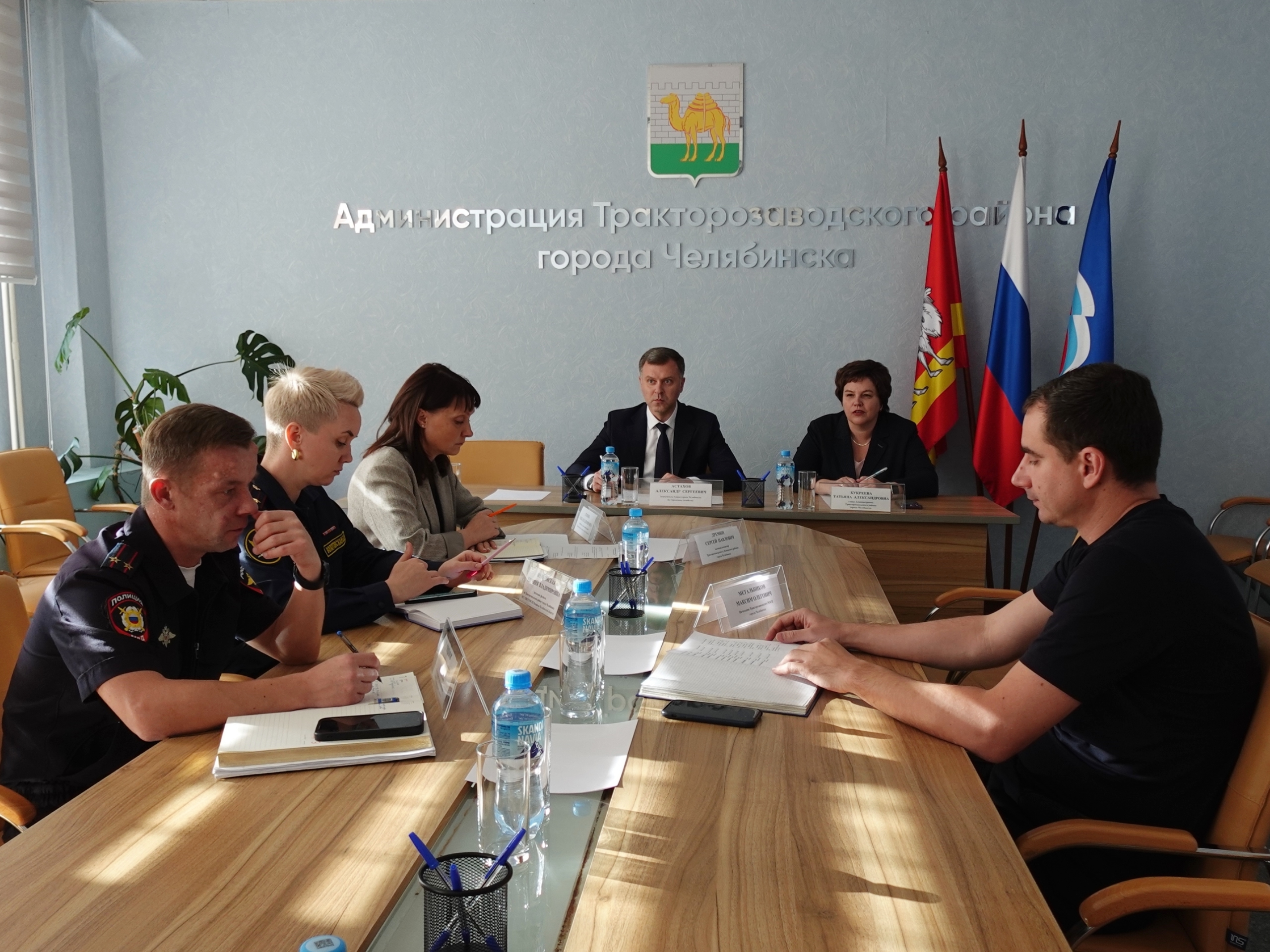 В Администрации Тракторозаводского района прошел штаб о службе по контракту В Администрации Тракторозаводского района прошел штаб о службе по контракту