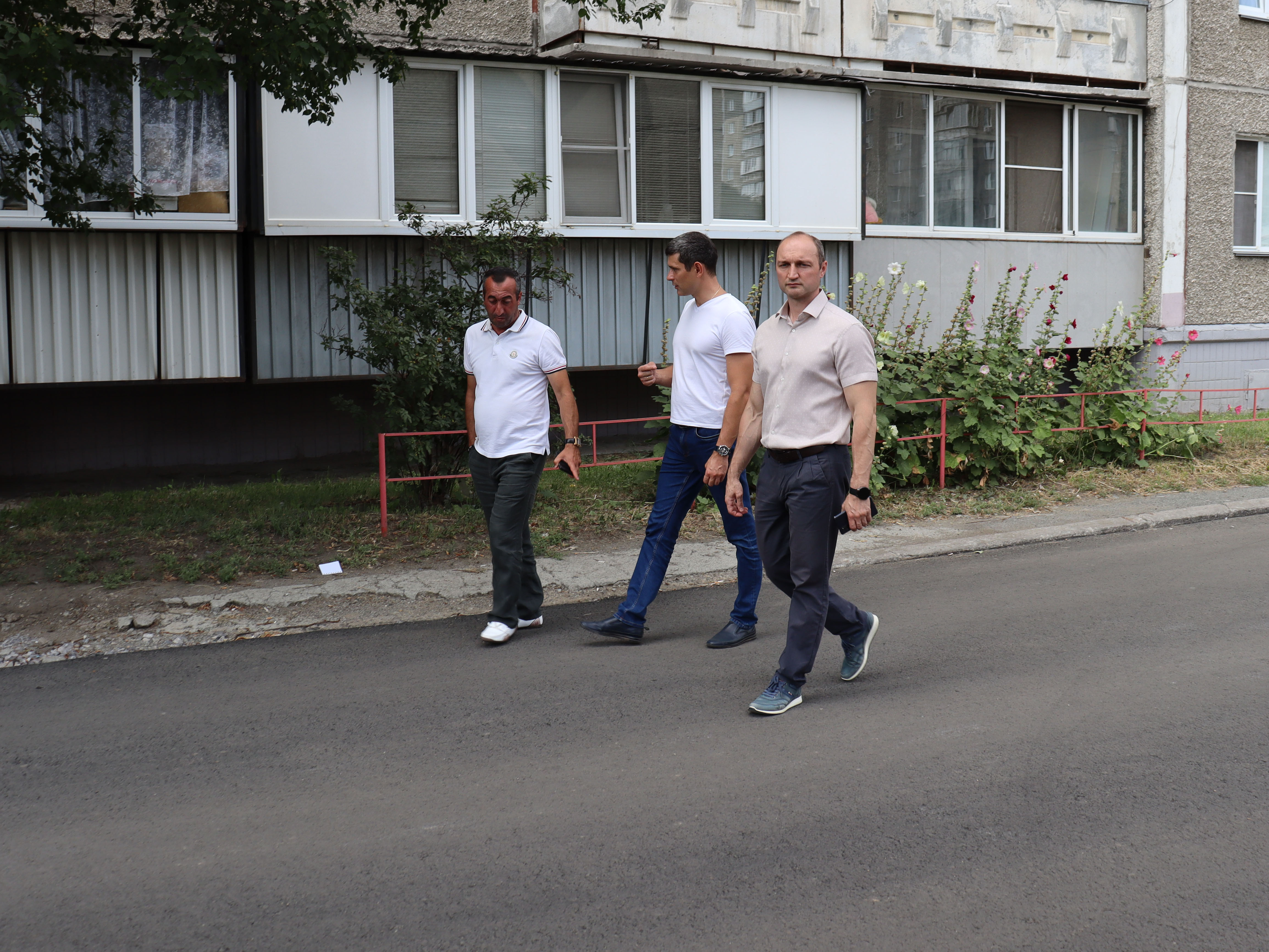 В Тракторозаводском районе завершились работы по ремонту межквартальных проездов