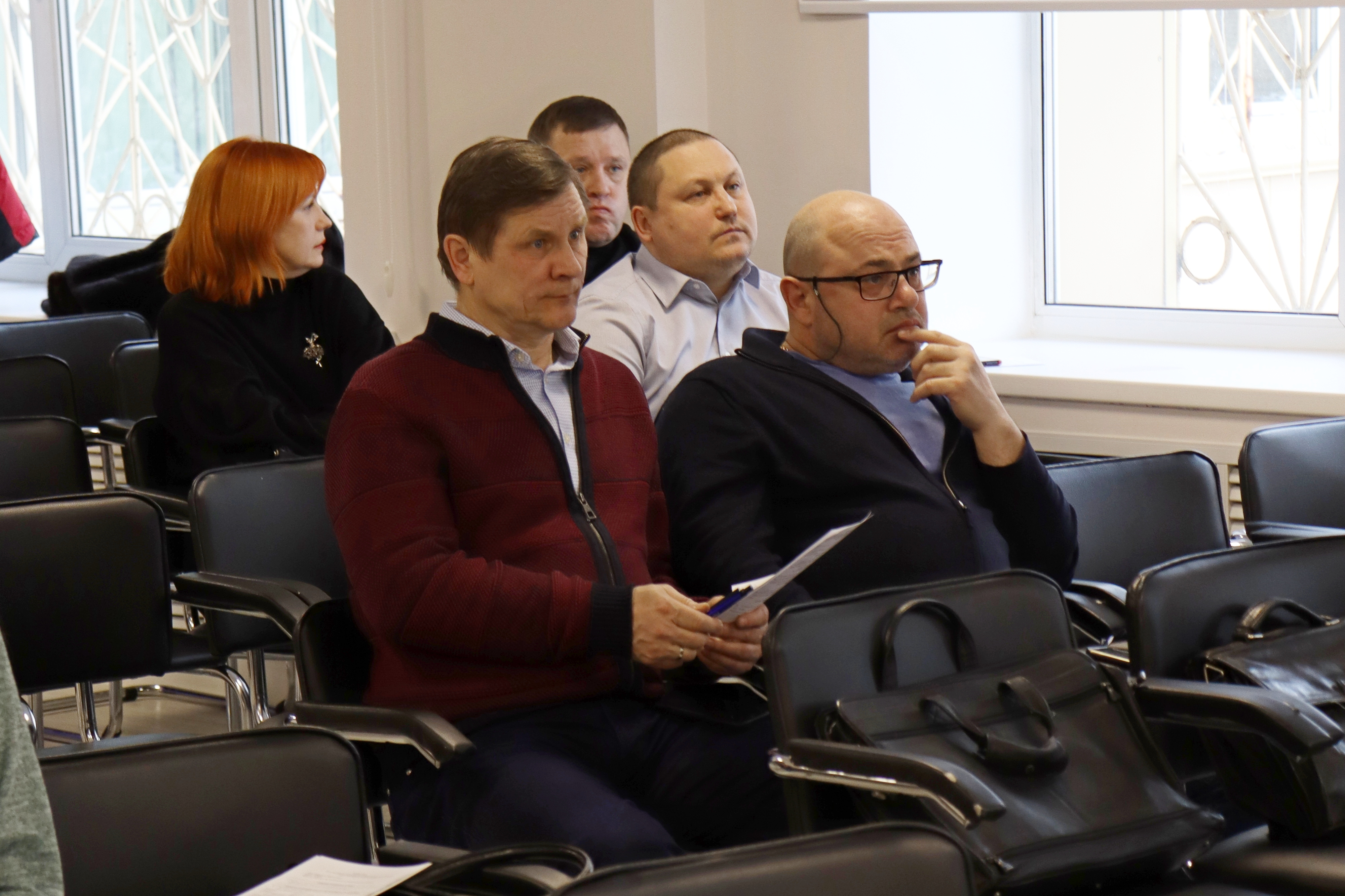 В администрации района прошло очередное заседание Совета депутатов Тракторозаводского района